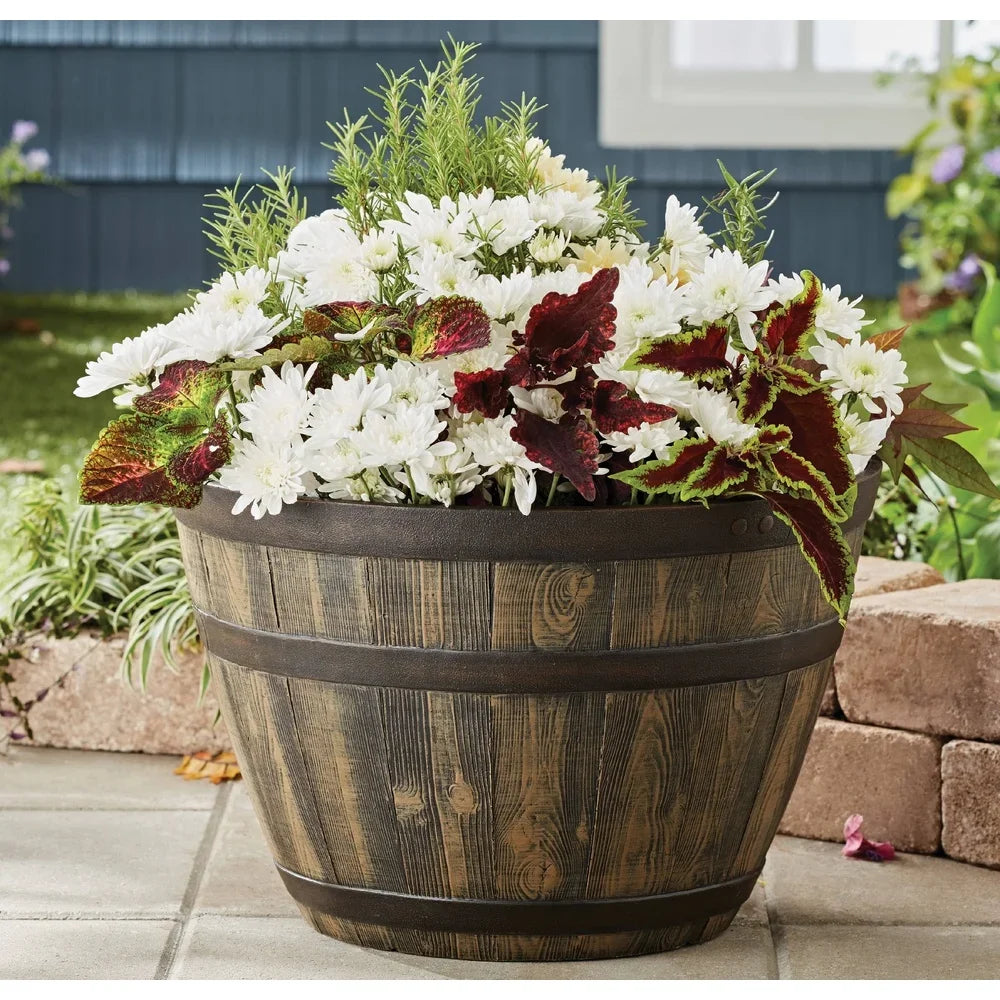 Hign-concerned Rustic Whiskey Barrel Planter UV Resistant Plastic